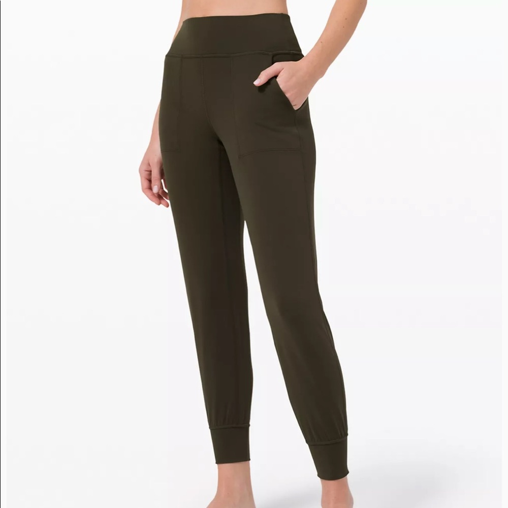 Lululemon 28 inch align jogger